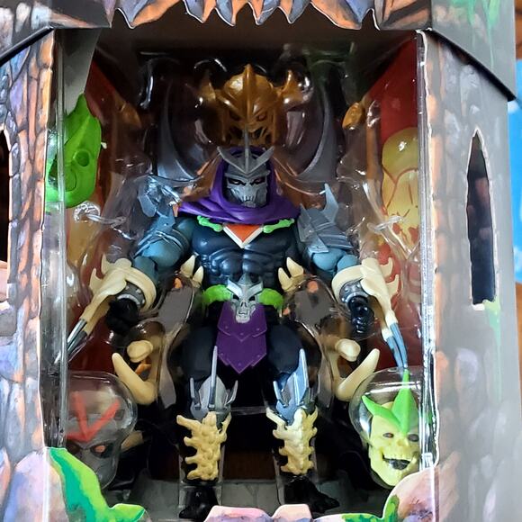 SDCC 2025 Mattel Masters of the Universe TMNT Grayskull Skele-Shredder - Picture 3 of 7